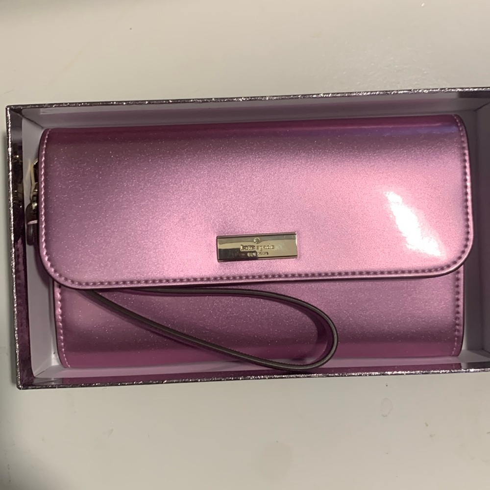 Kenzie boxed medium flap wristlet in Rose Quarts
